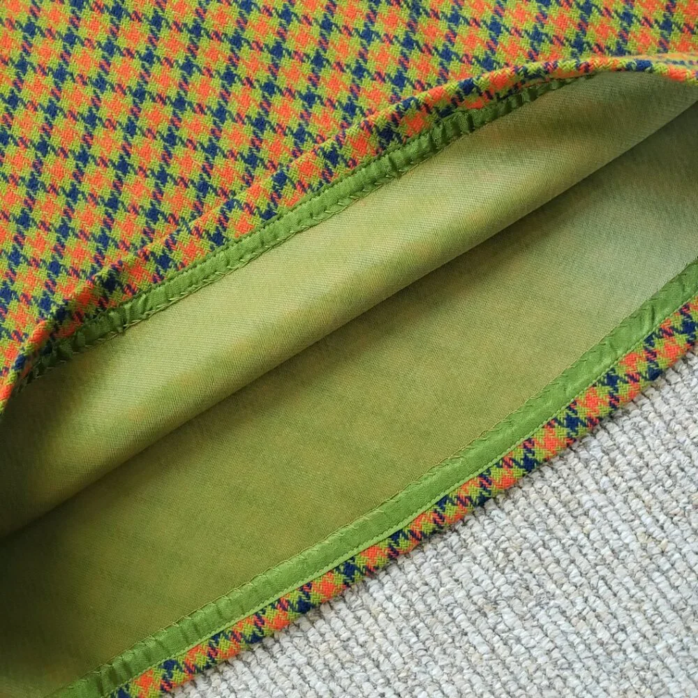 *SOLD* ๐ VINTAGE NOS 60s Wool Plaid "Tweed" Mini Skirt Deadstock - Picture 6 of 8